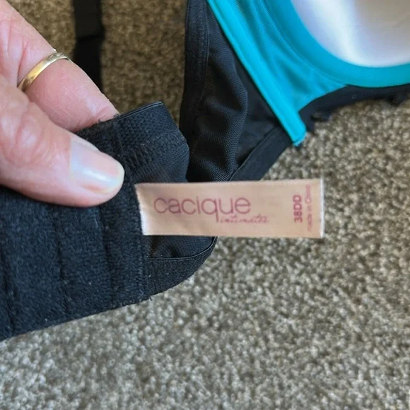 CACIQUE BRA SIZE 38DD - Picture 5 of 7